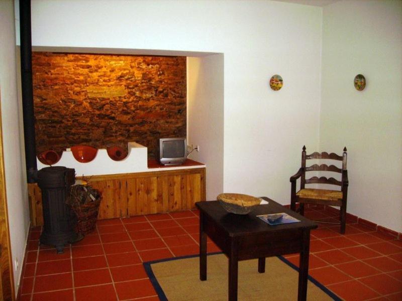 Turimenha Guest House Marvao  Ngoại thất bức ảnh